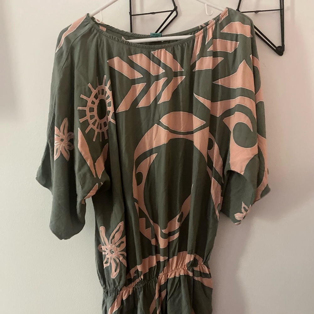 the dresses range from XL-4Xl